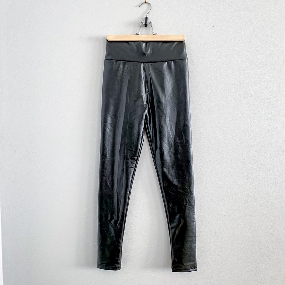 Faux leather leggings high rise and wide waistband